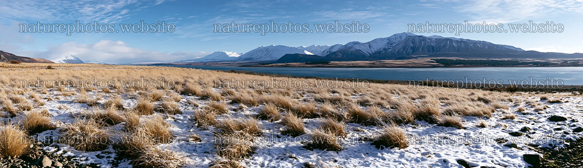 Lakeside meadow after first snowfall in winter – nature photos 14762x4268